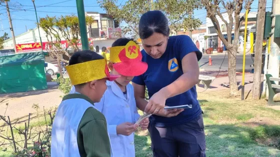 Docentes y alumnos participaron de una jornada sobre prevención de incendios