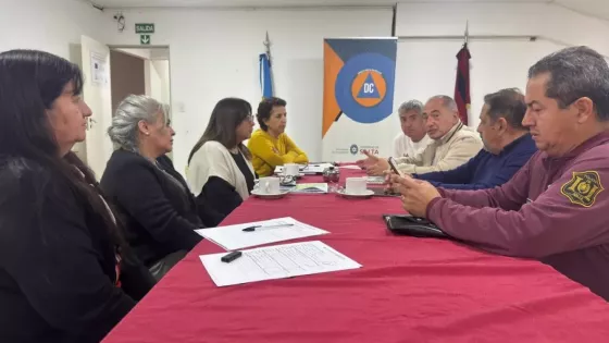 Formación sobre medidas de prevención por sismos para docentes
