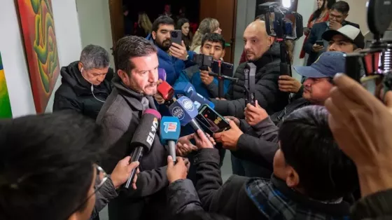 Salta presentó su plantel de agentes públicos de inteligencia artificial