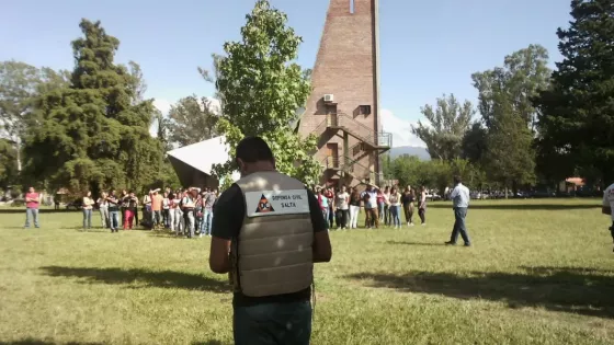 Capacitaron en medidas de prevención sobre sismos a empleados de la Universidad Católica de Salta