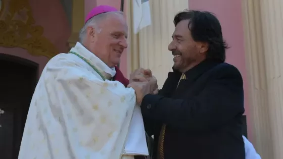 El Gobernador junto a miles de fieles, se unió a la celebración de la solemnidad del Señor del Milagro en el tercer día del Triduo