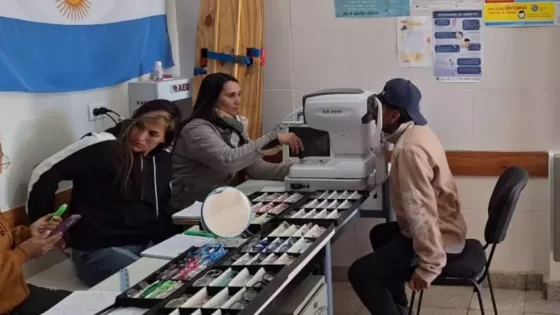 Campaña oftalmológica para la familia policial en el interior salteño.