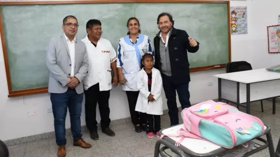 Luego de 15 años de espera, Sáenz inauguró el nuevo edificio de la escuela Monte Sinaí para la comunidad wichí del paraje El Obraje