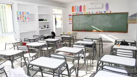 Luego de 15 años de espera, Sáenz inauguró el nuevo edificio de la escuela Monte Sinaí para la comunidad wichí del paraje El Obraje