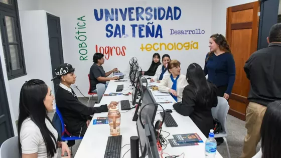 Sáenz inauguró en Vespucio la 12° sede Upateco: “Transformamos esta casa abandonada, en la casa de los sueños de 140 jóvenes”