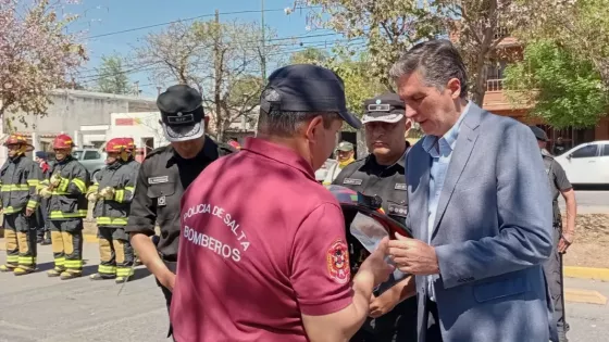 La Dirección Bomberos de la Policía de Salta recordó los 162 años de su creación