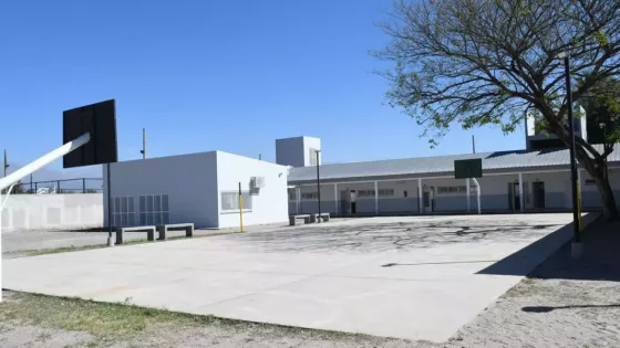Sáenz inauguró las obras del Colegio América Latina