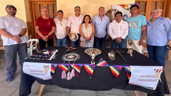 Integrantes de comunidades originarias de Pichanal acceden a los servicios del Tren 25 de Mayo