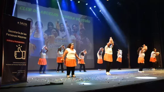 Personas mayores celebraron su día con “Danza y Expresión 2026”