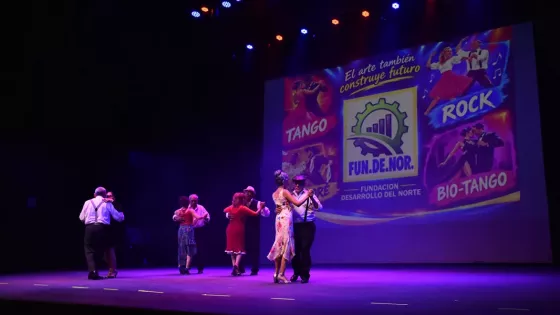 Personas mayores celebraron su día con “Danza y Expresión 2026”