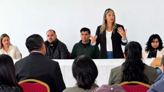 En Rosario de Lerma y La Merced se entregaron 42 escrituras de terrenos