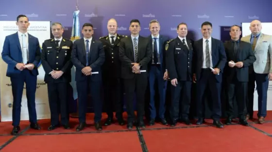 El Ministerio de Seguridad impulsa la capacitación continua y especializada del personal policial