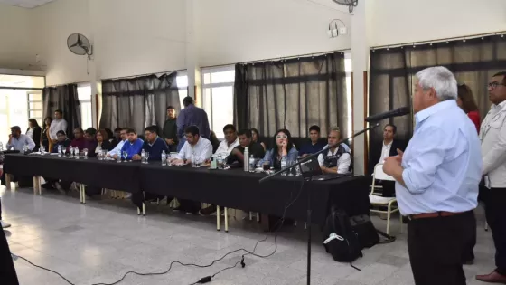 El Gobierno inició en Molinos la ronda de consultas regionales para definir el presupuesto 2027