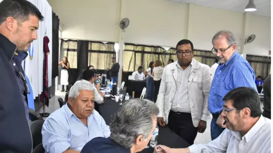 El Gobierno inició en Molinos la ronda de consultas regionales para definir el presupuesto 2027