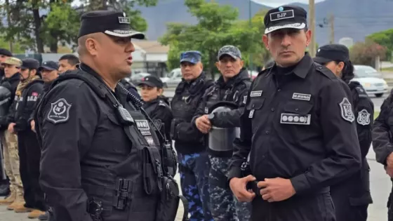 Más de 300 policías realizaron Operativos de Protección Ciudadana Integral en distintos sectores de la Capital