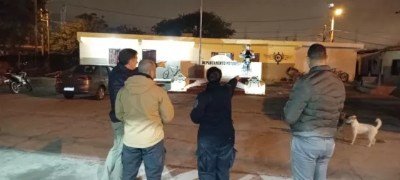 El ministro de Seguridad, Nicolás Avellaneda, acompañado por el jefe de Policía, Walter Toledo, supervisaron el servicio policial en dependencias ubicadas en la zona Este de la capital.