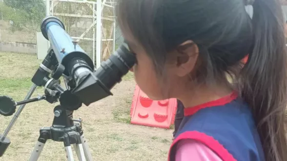 Niños de Nivel Inicial descubren la astronomía mediante el juego