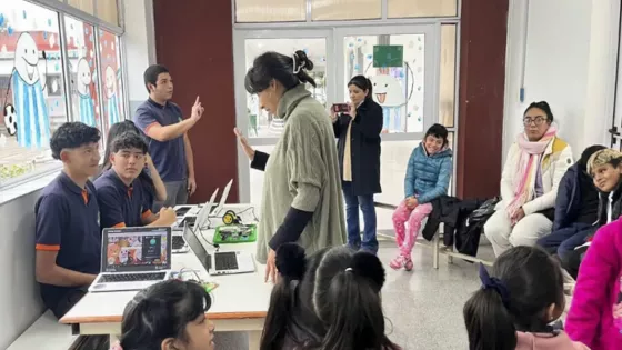 Estudiantes salteños diseñan una pulsera inteligente para mejorar la seguridad de personas sordas e hipoacúsicas