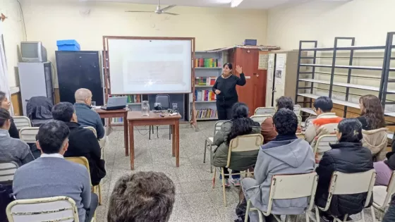 Defensa Civil continúa con las capacitaciones en escuelas y organismos municipales