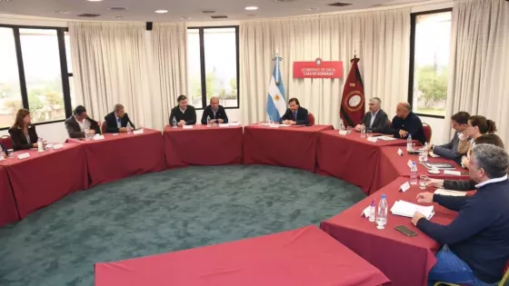 En reunión de Gabinete se confirmó fechas de pago de sueldos y aguinaldo y la presentación del Presupuesto 2027