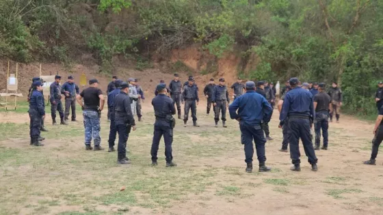 Supervisaron la labor formativa en la Escuela de Entrenamiento Policial de Tartagal