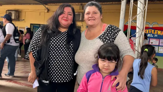 “Ver Para Ser Libres” ya alcanzó seis municipios de Salta y superó los 400 anteojos en sus primeros tres días
