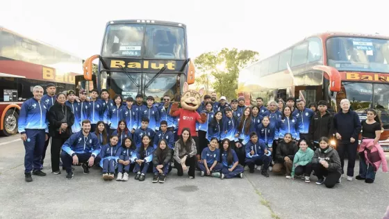 Rumbo a los Juegos Evita: Salta ya viaja a Mar del Plata con una comitiva de 400 personas
