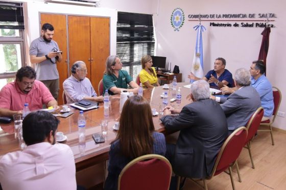 Graduados en Medicina de la UNSa cursarán residencias profesionales en Salud Pública