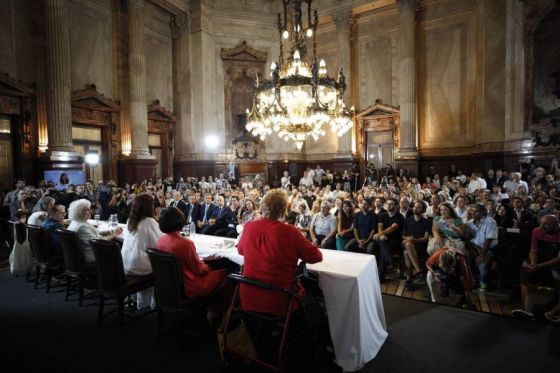 Reconocimiento a Abuelas de Plaza de Mayo
