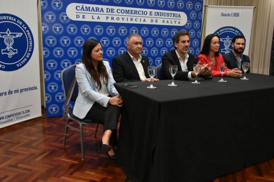 Gobierno y Cámara de Comercio lanzaron la promoción  “Un Diciembre a Toda Fiesta” 