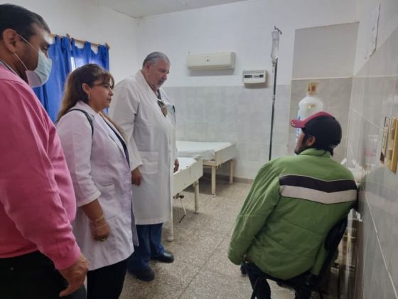 El ministro Esteban supervisó el avance de obra en los hospitales de Rivadavia Banda Sur y La Unión