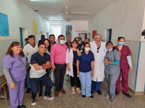 El ministro Esteban supervisó el avance de obra en los hospitales de Rivadavia Banda Sur y La Unión