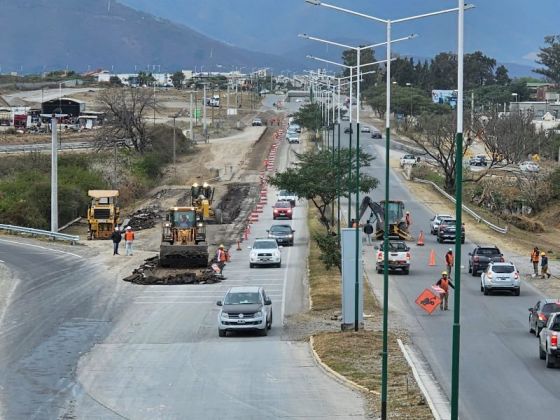 Se intensifica el trabajo sobre ruta provincial 28.