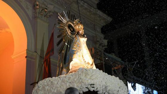 El pueblo de Salta renovó su Pacto de Fidelidad y amor con el Señor y la Virgen del Milagro