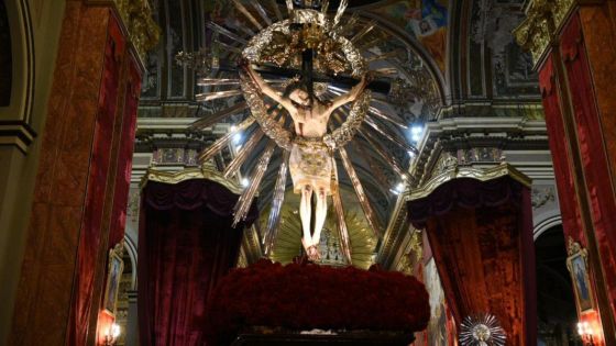 El pueblo de Salta renovó su Pacto de Fidelidad y amor con el Señor y la Virgen del Milagro
