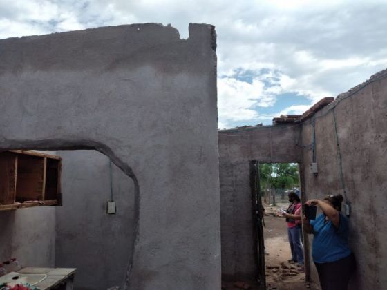 El Gobierno asiste a familias afectadas por el temporal