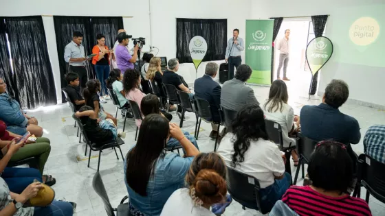 Inauguran un nuevo Punto Digital en El Tala