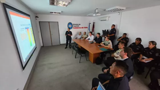 Exposición sobre el servicio policial en Capital y en el Valle de Lerma