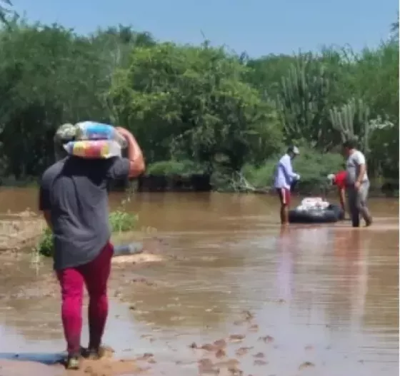 Desarrollo Social coordina la asistencia aérea, terrestre y fluvial en Rivadavia Banda Norte (Morillo)