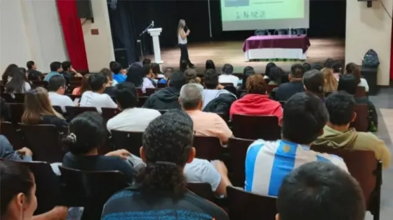 Más de 100 docentes se capacitaron en deporte adaptado