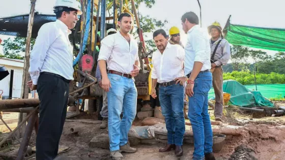 El gobernador Sáenz supervisó el avance de un nuevo pozo de agua que reforzará el sistema de Tartagal