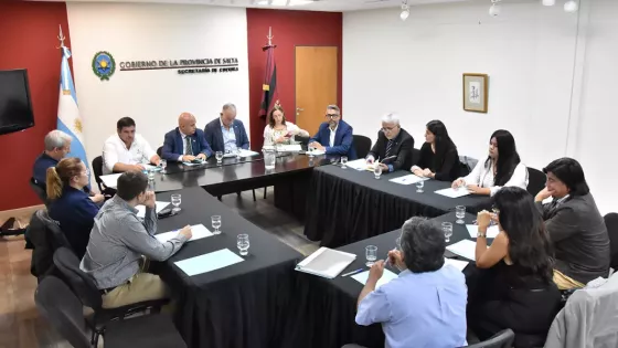 Salta impulsa una agenda conjunta para agilizar trámites de circulación fronteriza