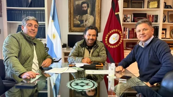Sáenz coordina el operativo integral de asistencia en Rivadavia y refuerza la presencia del Estado en zonas afectadas por las crecidas