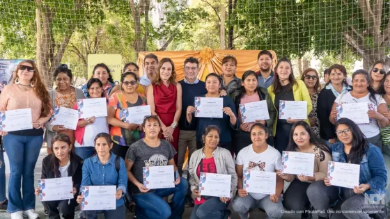 Campo Santo: 45 mujeres egresaron del curso de albañilería del programa Constructoras
