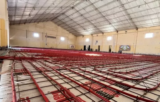 Restauraron el polideportivo municipal de Tolar Grande