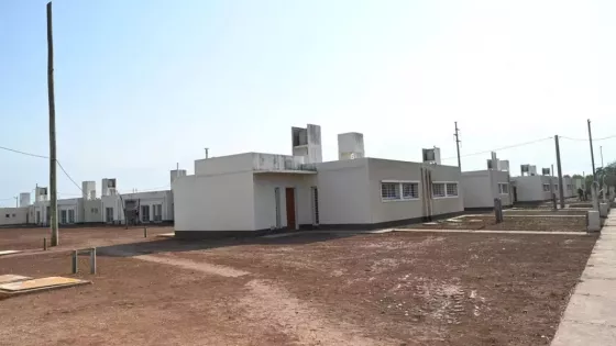 El Gobierno de Salta entregará hoy 40 viviendas en Apolinario Saravia