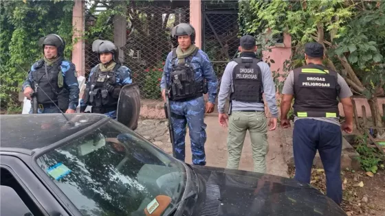 Denuncias Web: detenidos y secuestro de más 800 dosis de Metán