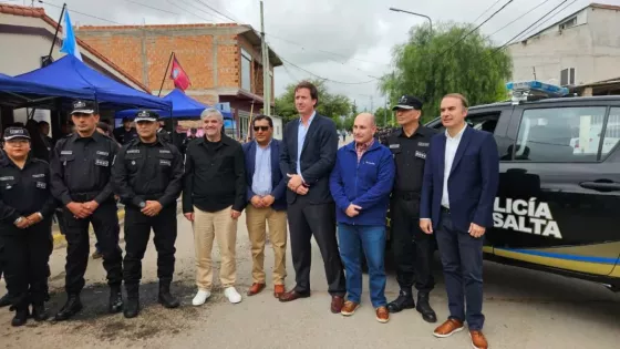 El Gobierno provincial entregó un nuevo patrullero a la Comisaría de El Bordo