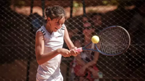 Florencia Mardones hará historia al unirse a la gira europea de la COSAT