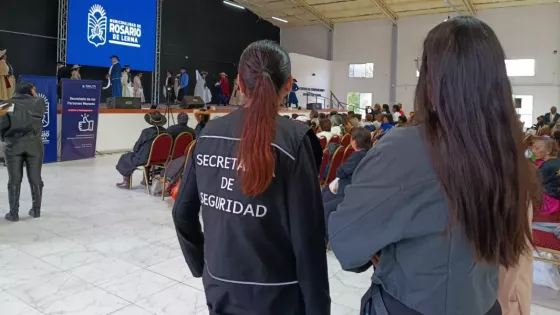 Seguridad acompañó el inicio de talleres para adultos mayores junto a Desarrollo Social
